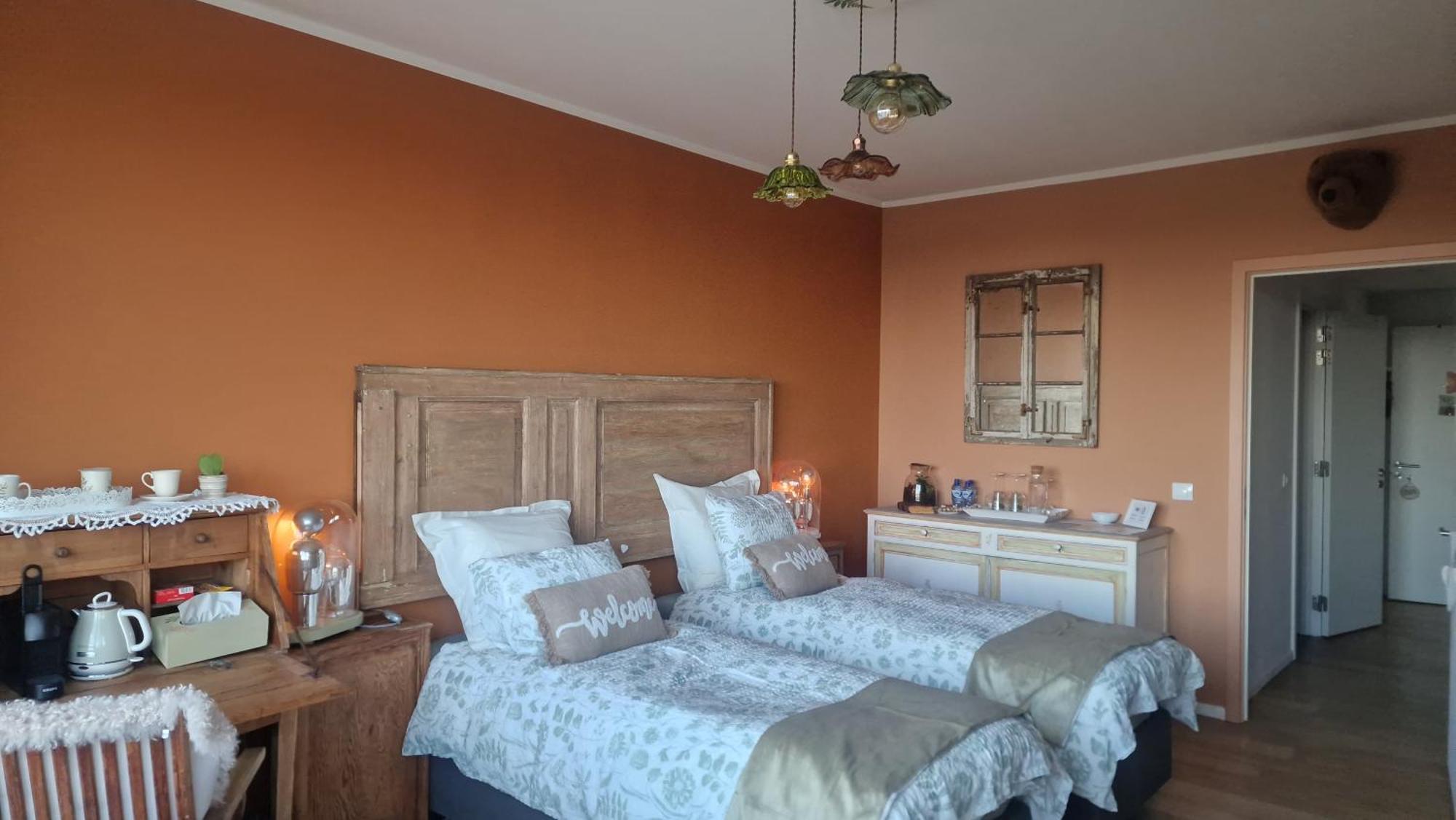 Romantics Rooms In Brussels Sky — Foto’s 2